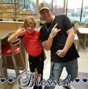 Meet your Posher, Christopher